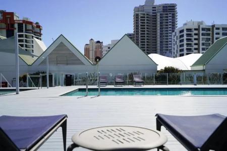 Ultiqa Air On Broadbeach - 300