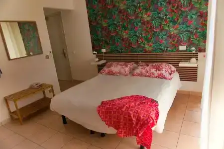 Le Petit - 75
