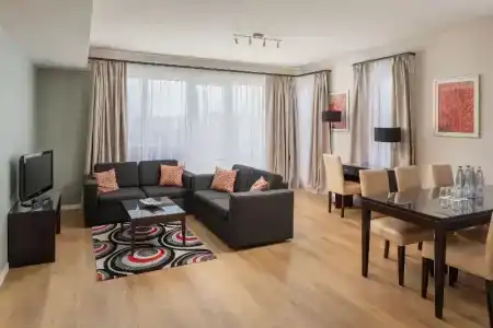 Escala & Suites - 121