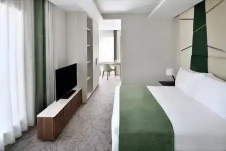 Mövenpick Downtown Dubai - 56