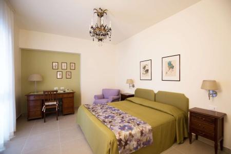 Marbela & Suites - 27