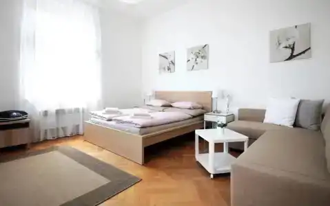 Angel City Aparthotel - 77