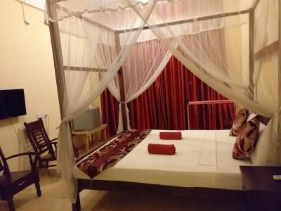 Marine Tourist Guest House At Negombo Beach - 26