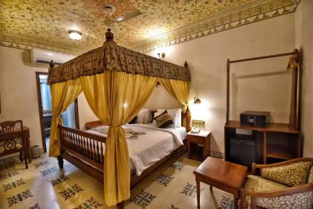 Nirbana Palace - A Heritage and Spa - 5