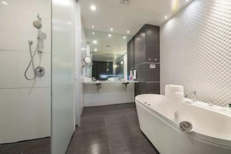 Ramada Encore by Wyndham Guadalajara - 46