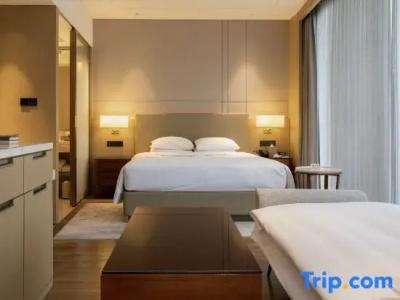 Courtyard By Marriott Xi'an North - 38