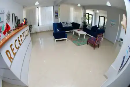 Ocean & Fron Agency - 10