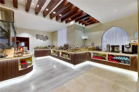DoubleTree by Hilton - Al Sadd - 10