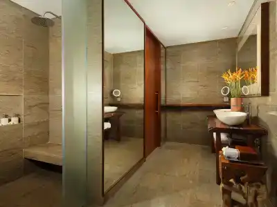 Maya Ubud Resort & Spa - 7