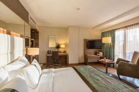 Holiday Inn Sisli, An Ihg - 3