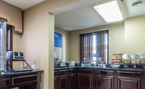 Comfort Inn Nashville West - 31
