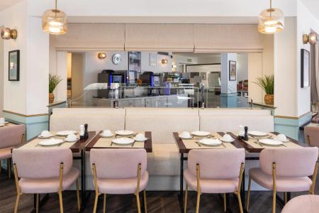 Best Western Mediterranee Menton - 42