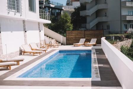 Belvedere - 27