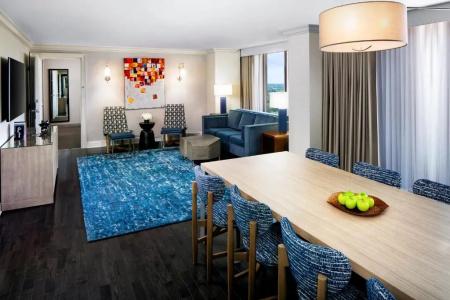 Hyatt Regency - 68