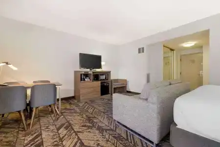 Best Western Plus Bayside Inn - 114