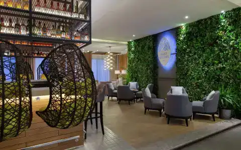 DoubleTree by Hilton Almaty - 16