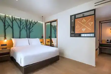 Hyperion City with Heated Pool - 33