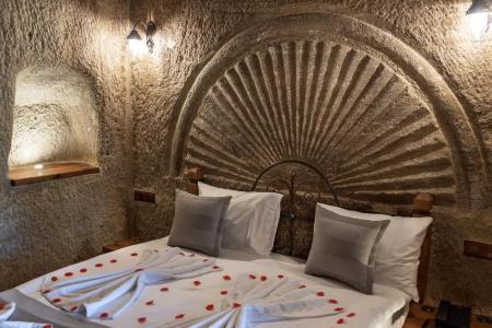 Sarnich Cave Suites - 94