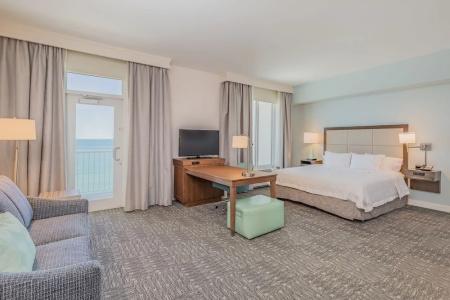 Hampton Inn & Suites Beach-Beachfront - 110