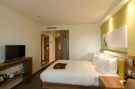 Hampton by Hilton Nürnberg City Center - 30