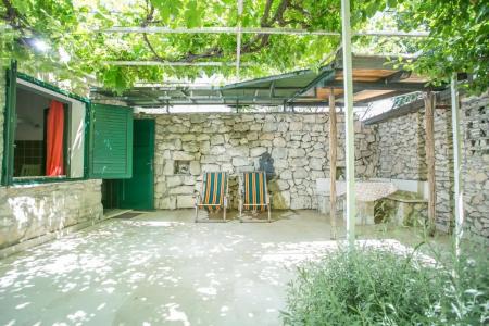 Garden Apartment - 60
