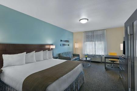 Oxford Suites - 2