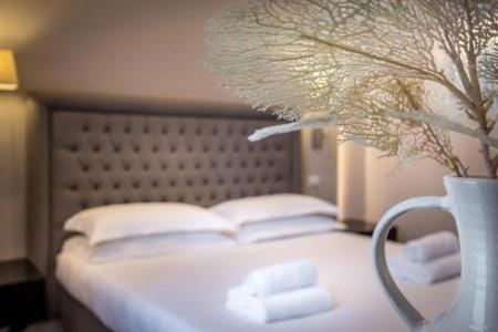 Emma Small Luxury Hotel - 112