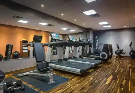 Courtyard By Marriott New York Jfk Airport - 19
