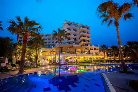 Aquamare Beach & Spa - 37