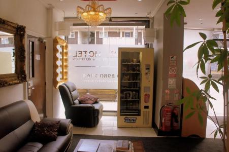 Plaza London - 10