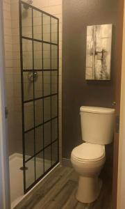 Best Western Plus Peppertree Airport Inn - 36