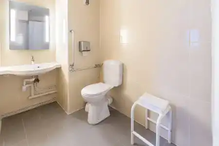 b&b hôTel Marseille Centre La Joliette - 36