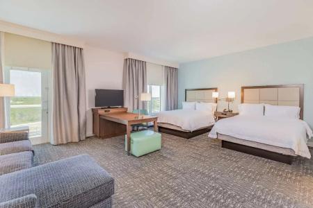 Hampton Inn & Suites Beach-Beachfront - 37