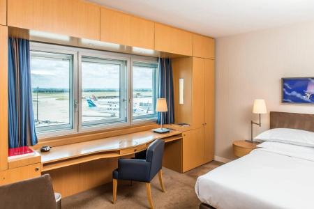 Sheraton Paris Roissy Airport - 16