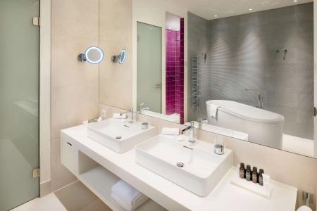 Radisson Blu Resort & Spa - 171