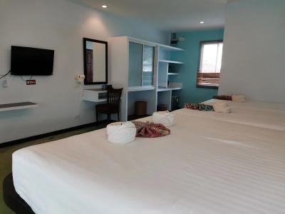Lanta for Rest Boutique - 81