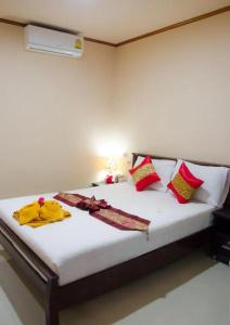 Oyo 1083 Lanta Wild Beach Resort - 24