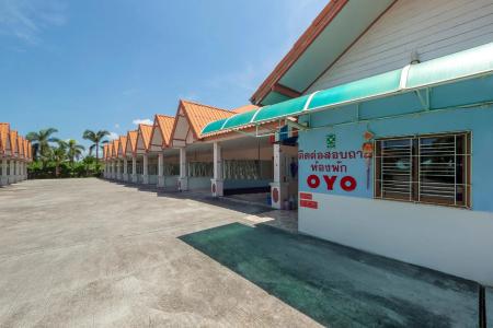 Oyo 1070 Paradise Resort - 0