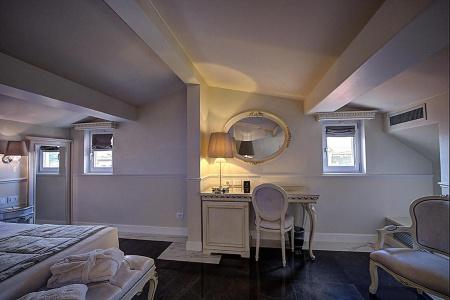 The Moon Boutique & Spa - 8