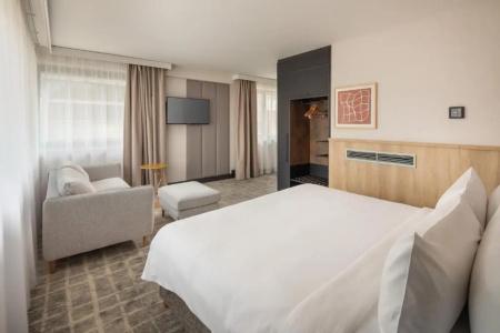Crowne Plaza Budapest, An Ihg - 73