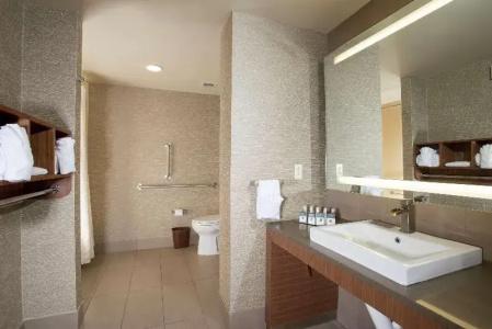 The Broadway - a DoubleTree by Hilton - 56