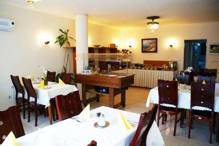 Bahn-Hotel - 12
