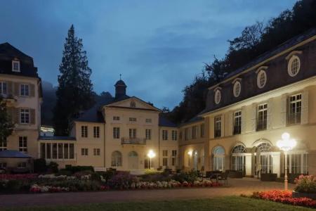Häcker's Fürstenhof - 16