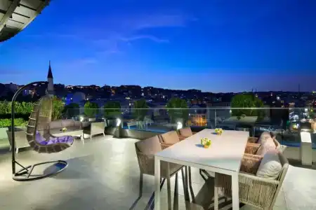 DoubleTree by Hilton Istanbul - Piyalepasa - 54