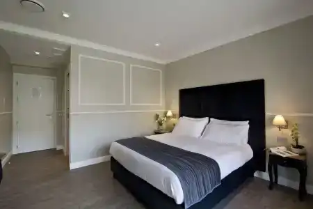 Seven Suites - 120