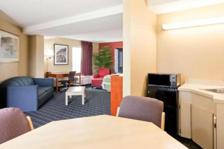 Shelby Inn - 24