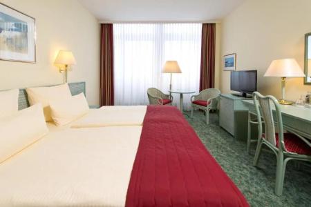 Steglitz International - 53
