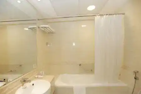 Ivory Grand - 34