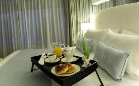 1828 Smart Boutique - 90