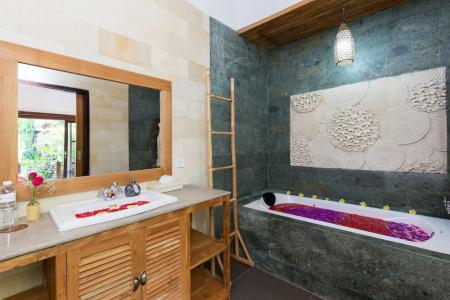 Meruhdani Boutique Ubud - Chse Certified - 136